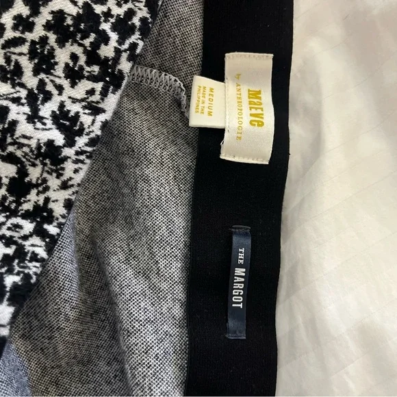 Maeve by Anthropologie casual pants black and white floral print kick flare - Picture 4 of 6